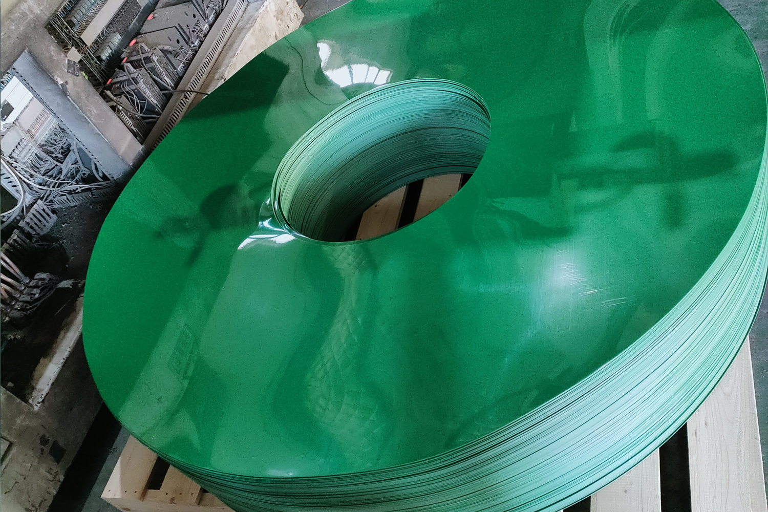  HDPE 側(cè)護(hù)板